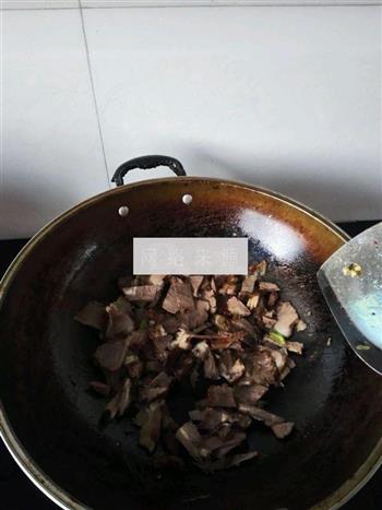 青椒牛肉的做法步骤3