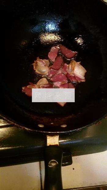 腊肉炒芦笋的做法步骤6