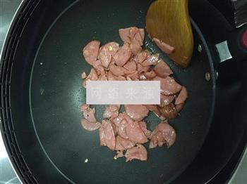 香煎火腿片炒鸡蛋的做法步骤7