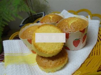 适合宝宝吃的低糖少油蜂蜜小蛋糕的做法步骤8