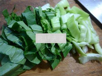 猪肚菇青菜汤面的做法步骤2
