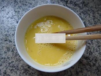 油麦菜鸡蛋炒饭的做法步骤3