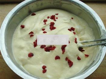 酸奶蔓越莓戚风的做法步骤9