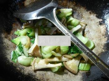 榨菜丝猪肚菇炒青菜的做法步骤10