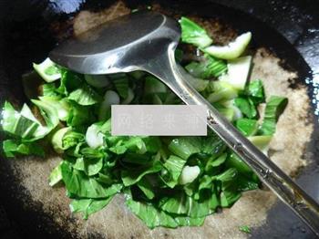 榨菜丝猪肚菇炒青菜的做法步骤4