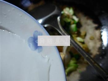 榨菜丝猪肚菇炒青菜的做法步骤6
