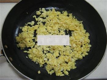 鸡蛋韭菜包子的做法图解7