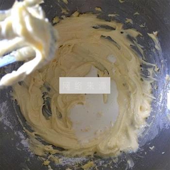 淡奶油曲奇的做法步骤2