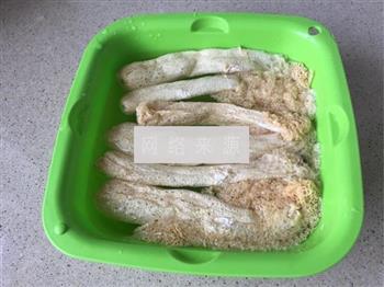 莲子竹荪土鸡汤的做法步骤3