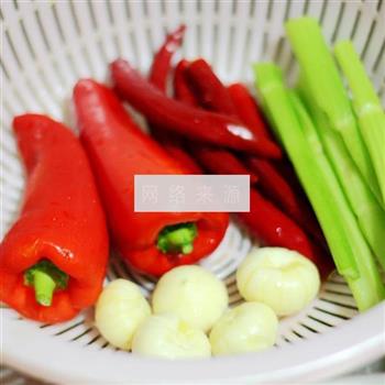 简易版辣白菜的做法步骤3
