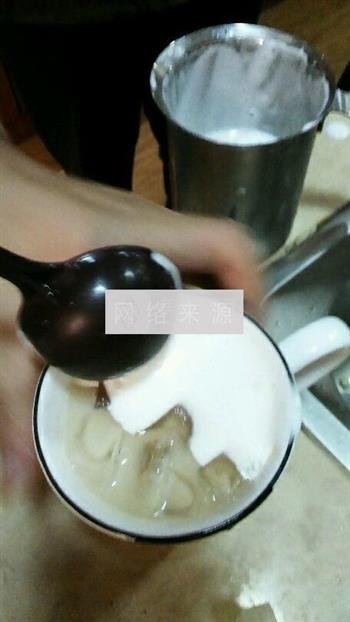 盆栽奶茶的做法步骤2