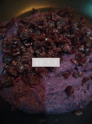 紫薯蔓越梅冰皮月饼的做法图解3