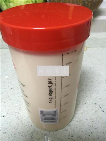 自制果肉酸奶的做法步骤5