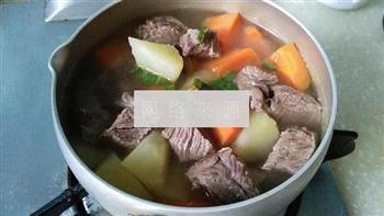 清炖牛肉汤的做法图解11