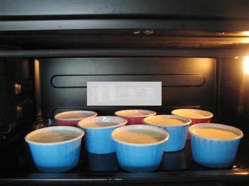 海绵杯子裱花蛋糕的做法步骤11
