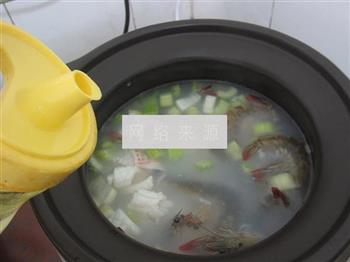 芹菜海鲜砂锅粥的做法图解11