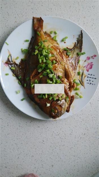 红烧鲳鱼的做法步骤7