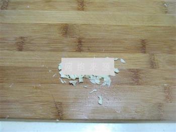 圆白菜炒豆皮的做法步骤4