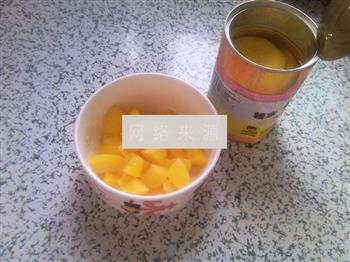 黄桃银耳汤的做法步骤5