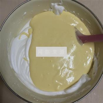 芒果奶油蛋糕卷的做法步骤8