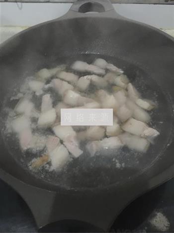 土豆红烧肉的做法步骤4