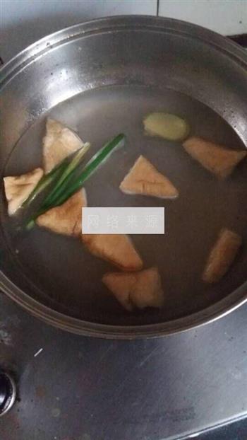 鸭血粉丝汤的做法步骤2
