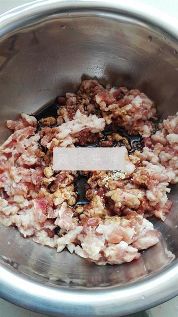 黑椒猪肉铺的做法步骤1