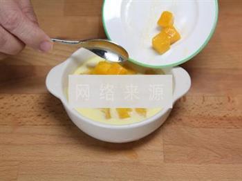 奶香芒果炖蛋的做法步骤6