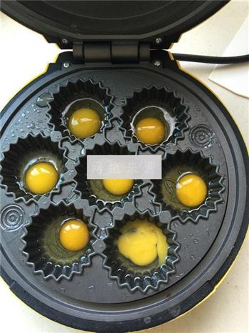 香辣烤鹌鹑蛋的做法图解3