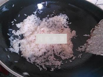 生炒糯米饭的做法步骤5