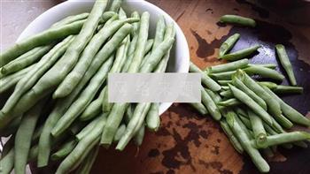 简易版干煸四季豆的做法步骤1