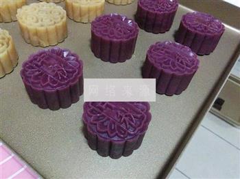紫薯蛋黄桃山月饼的做法步骤20
