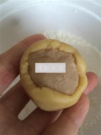 广式莲蓉月饼的做法步骤18