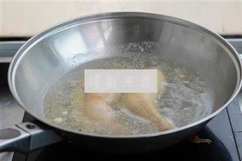 榛蘑鸡腿汤的做法步骤4
