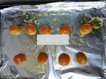 蛋黄酥的做法步骤5