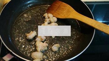 焖炖鸡肉豆腐干的做法步骤3