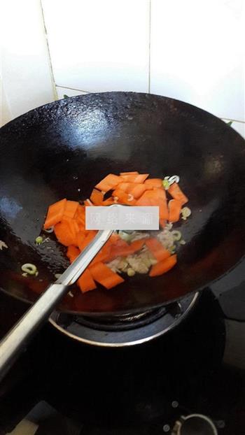 尖椒炒肉段的做法步骤4
