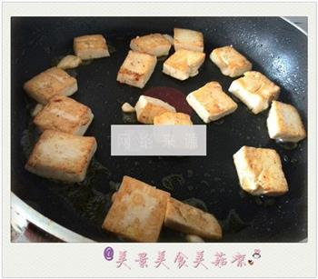 鱼煎豆腐的做法步骤3