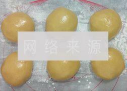 广式五仁月饼的做法步骤6