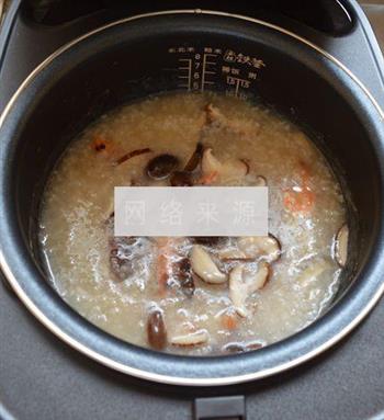 香菇鲜虾粥的做法步骤10