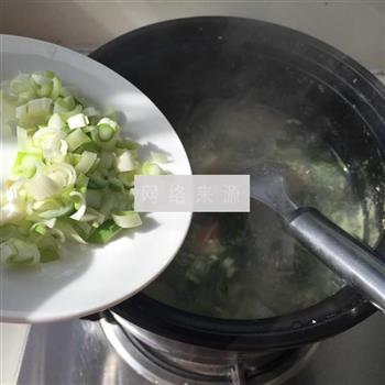 小白菜玉米粒海鲜粥的做法步骤8
