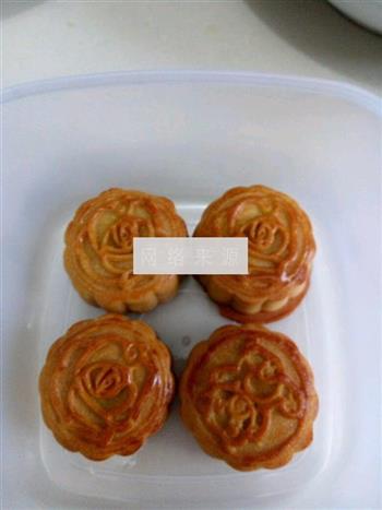 广式蛋黄板栗月饼的做法步骤17