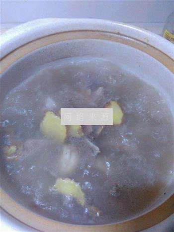 青豆骨头汤的做法步骤6