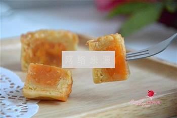 莲蓉咸蛋黄广式月饼的做法图解25