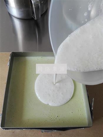 豌豆酸奶慕斯蛋糕的做法图解12