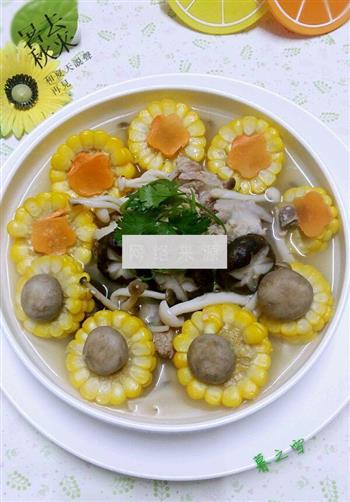 玉米排骨菌菇汤的做法步骤9