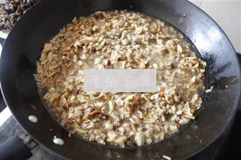 笋干糯米炒饭的做法步骤9