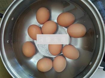 当归炖蛋的做法步骤3