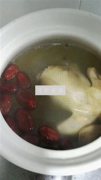 红枣鸽子汤的做法图解4