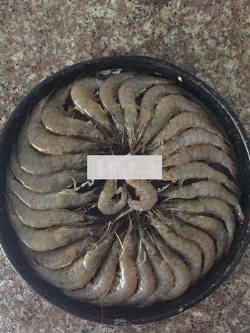 微波炉烤虾的做法步骤3